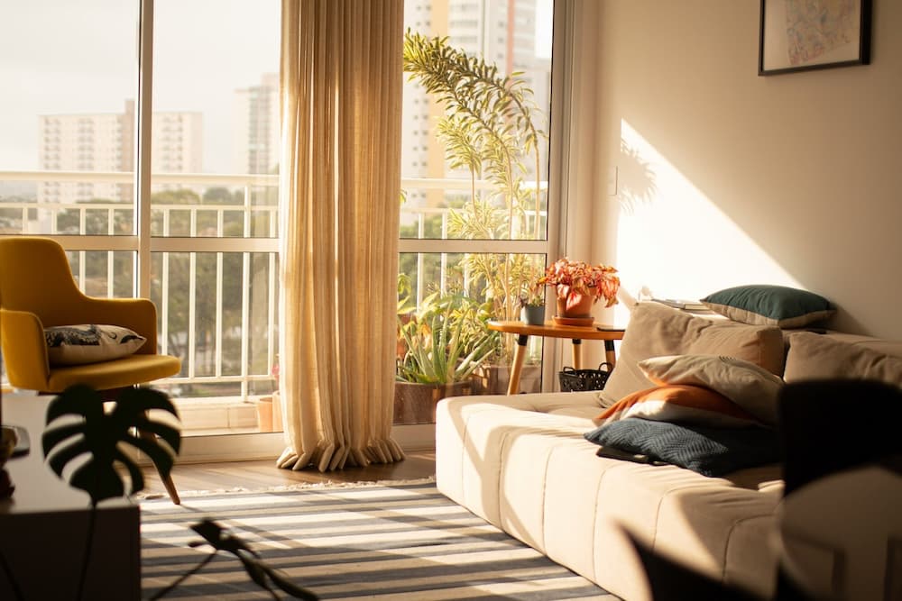 Cozy studio steps from Tivoli — image 2