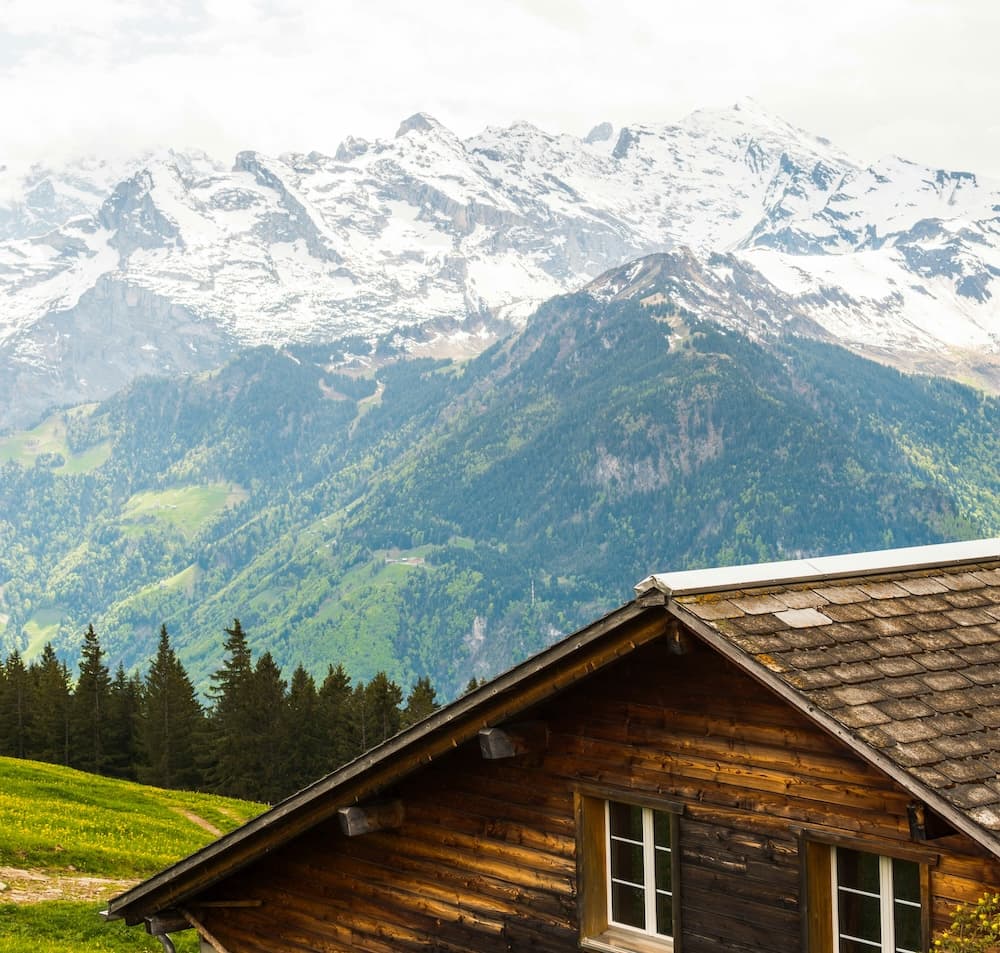 Mountain chalet in Bohinj valley — image 2
